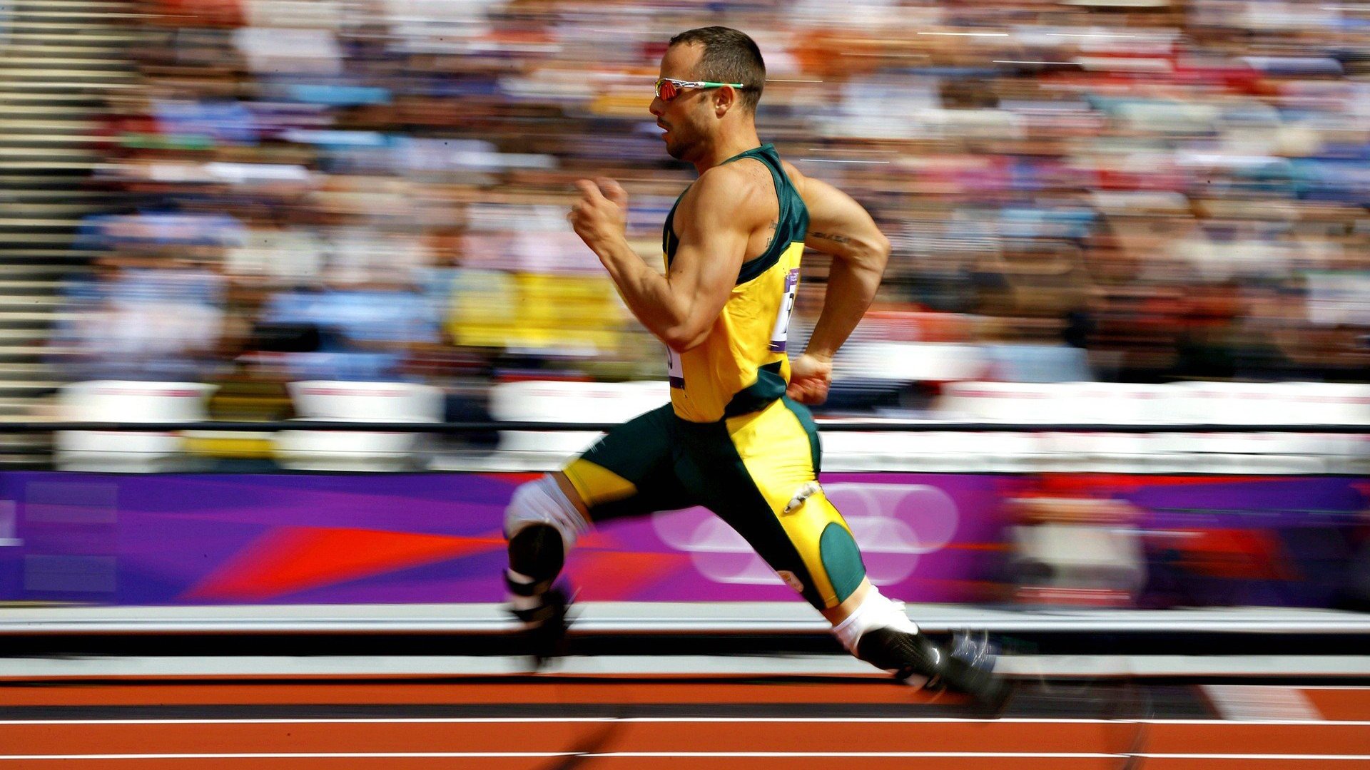 C罗沙特联85场达成百球里程碑,c罗沙滩