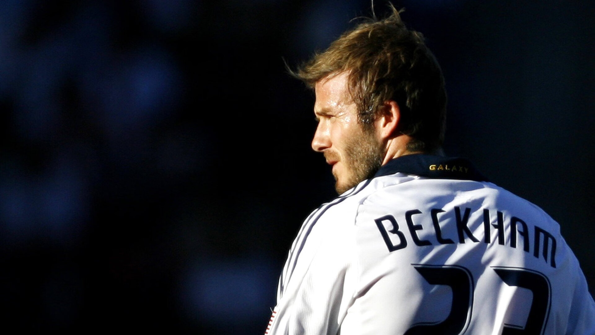 C罗沙特联85场达成百球里程碑,c罗沙滩