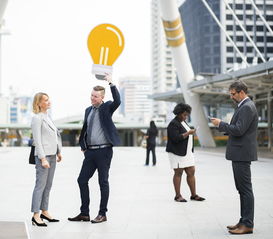 开云全站下载-城市赛事临时医疗队伍专业护航，赢得市民一致好评