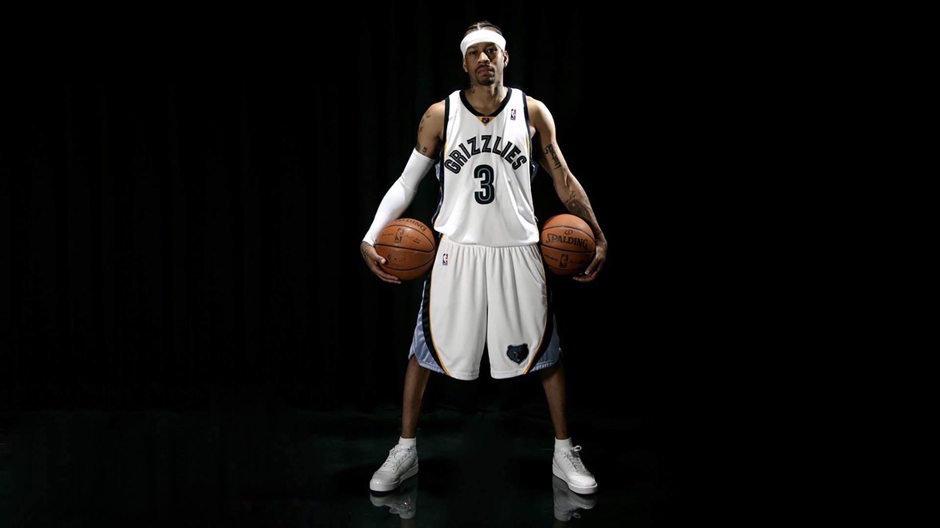 掘金轻取快船,约基奇再献三双统治内线,掘金官推晒约基奇训练照_控球中锋